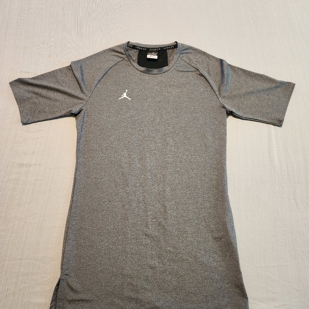 COPY - Mens LG Jordan active wear top